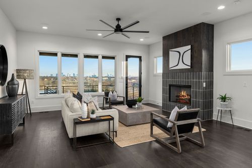 c-2118 Cliff Dr, Nashville, TN, 37218-2814 | Card Image