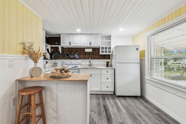 Back unit, Duplex for sale Madeira Beach | Image 48