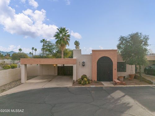 3266 N Little Creek Place, Tucson, AZ, 85712 | Card Image