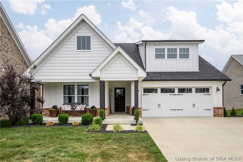 7704 Linwood Cir, Charlestown, IN, 47111-8301 | Card Image