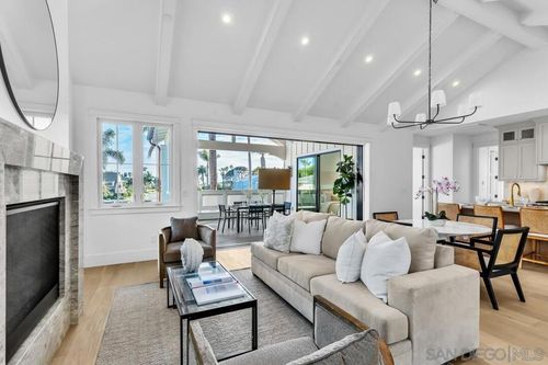 1056 Isabella Ave, Coronado, CA, 92118-2820 | Card Image