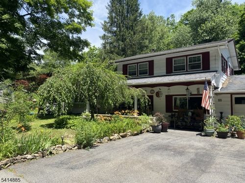 15 Main St, Glen Gardner, NJ, 08826-3602 | Card Image