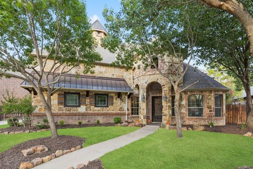 8012 Rushing Spring Dr, North Richland Hills, TX, 76182-8757 | Card Image