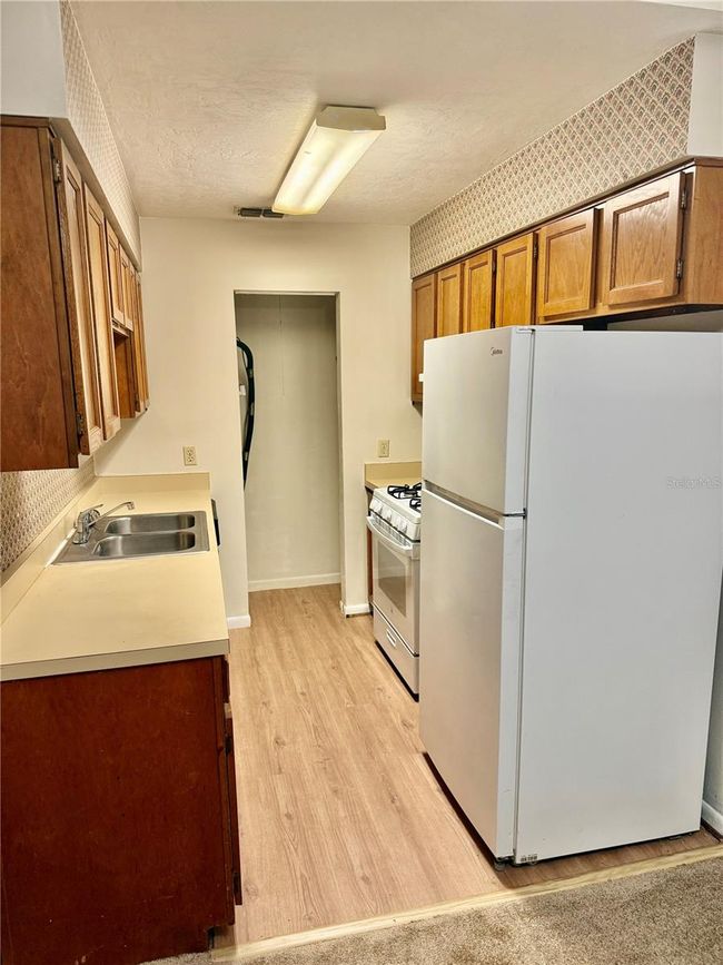 6745 Sw 45 Th Ave, Condo with 2 bedrooms, 1 bathrooms and null parking in GAINESVILLE FL | Image 4
