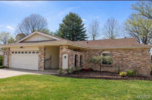 10 El Jer Dr, Cedar Hill, MO, 63016-2444 | Card Image