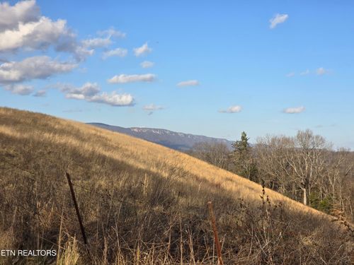 787 Oak Grove Rd, Harrogate, TN, 37752-6418 | Card Image