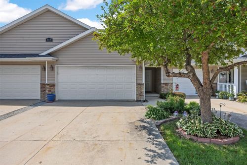 unit-c-307 Windflower Ln, Solon, IA, 52333-9463 | Card Image