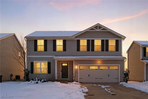 158 River Run Dr, Elyria, OH, 44035-7800 | Card Image