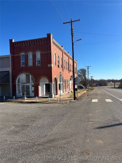 101 N Main, Milburn, OK, 73450 | Card Image