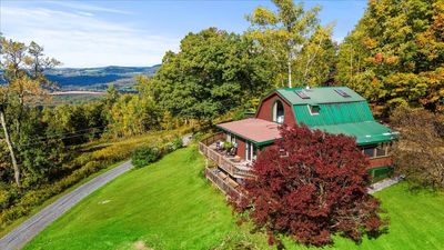 489 Ridge Road, House other with 2 bedrooms, 2 bathrooms and null parking in Shaftsbury VT | Image 1