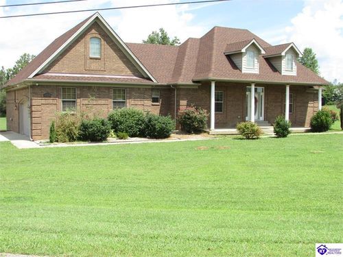 28 Irish Ct, Radcliff, KY, 40160-8325 | Card Image