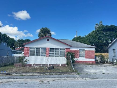 848 W 5th St, Riviera Beach, FL, 33404-7408 | Card Image