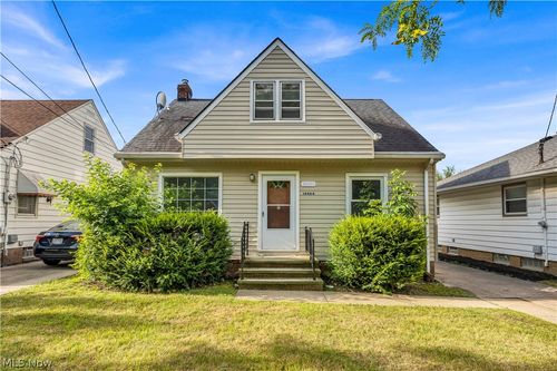 14404 Rockside Rd, Maple Heights, OH, 44137-4010 | Card Image
