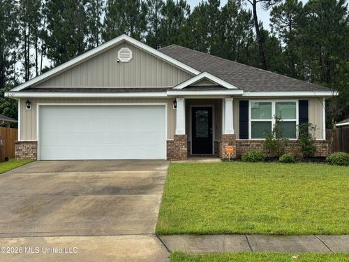 6587 Eastland Cir, Biloxi, MS, 39532-4552 | Card Image
