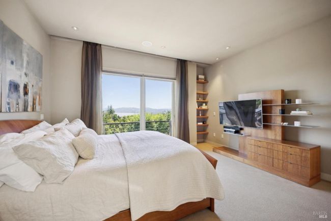 325 Via La Cumbre, House other with 3 bedrooms, 4 bathrooms and 4 parking in Greenbrae CA | Image 11