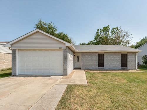 5225 Knox Dr, The Colony, TX, 75056-2152 | Card Image
