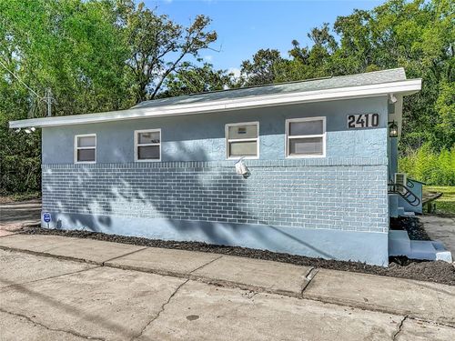 2410 Southwest Rd, SANFORD, FL, 32771-4033 | Card Image