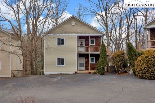 201-164 Evergreen Springs Ct, Blowing Rock, NC, 28605-9878 | Card Image