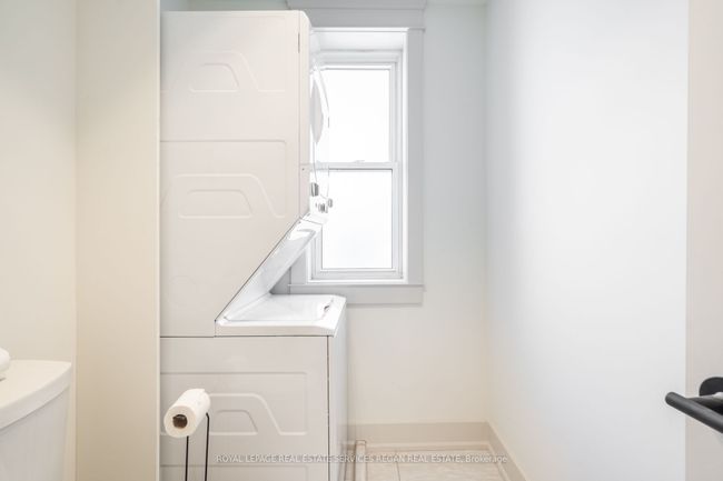 267 Dundurn St S, Home with 2 bedrooms, 2 bathrooms and 1 parking in Hamilton ON | Image 19