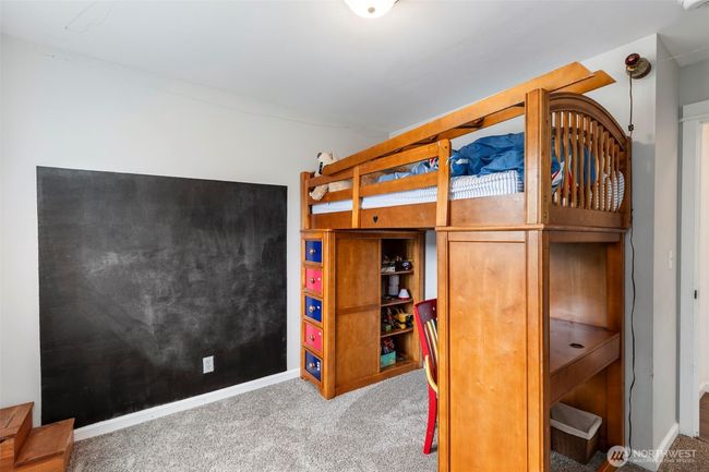 Upstairs 2nd bedroom | Image 16