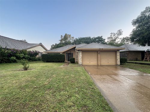 6416 Brookhaven Trl, Fort Worth, TX, 76133-4407 | Card Image