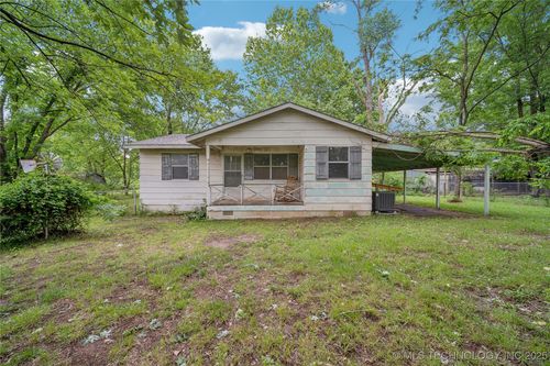 1704 N 230 Rd, Mounds, OK, 74047-4044 | Card Image