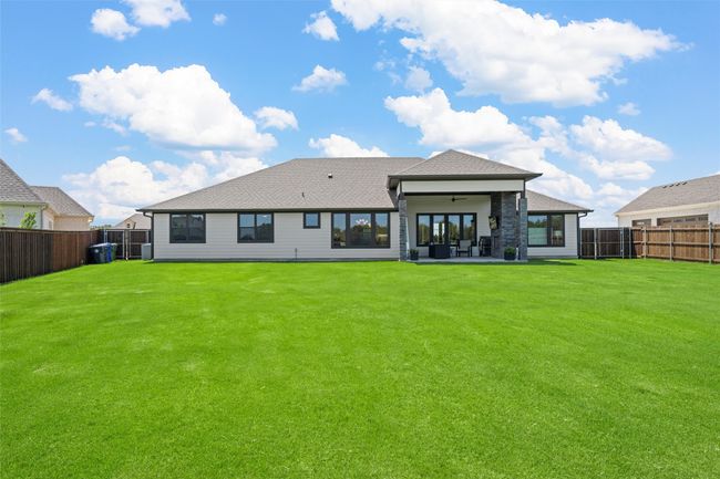 904 Glorietta Ave, House other with 3 bedrooms, 3 bathrooms and null parking in Mcgregor TX | Image 31