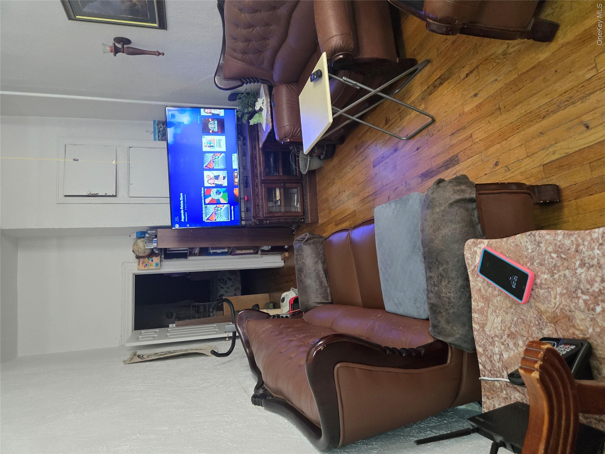 Commercial Sale in New York 5