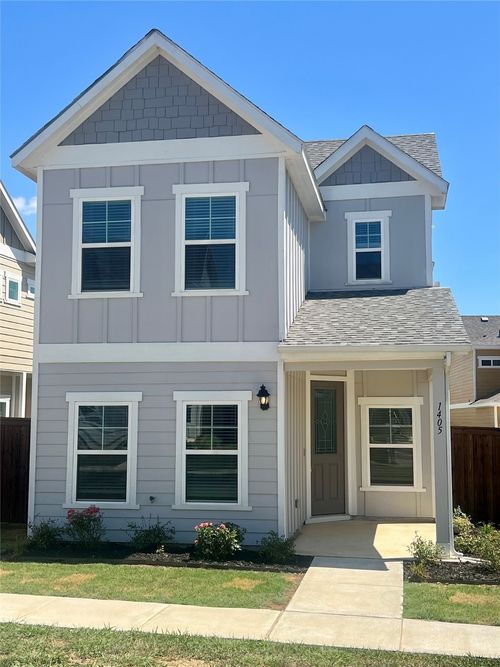 1405 Apricot Ln, Gainesville, TX, 76240-2541 | Card Image