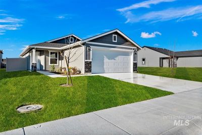 17582 Mason Ridge Way, House other with 3 bedrooms, 2 bathrooms and 2 parking in Nampa ID | Image 1