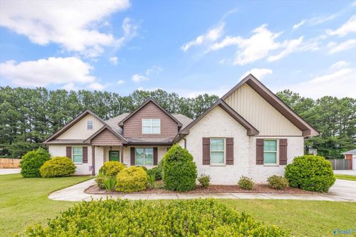 15414 Craft Ln, Athens, AL, 35613-7233 | Card Image