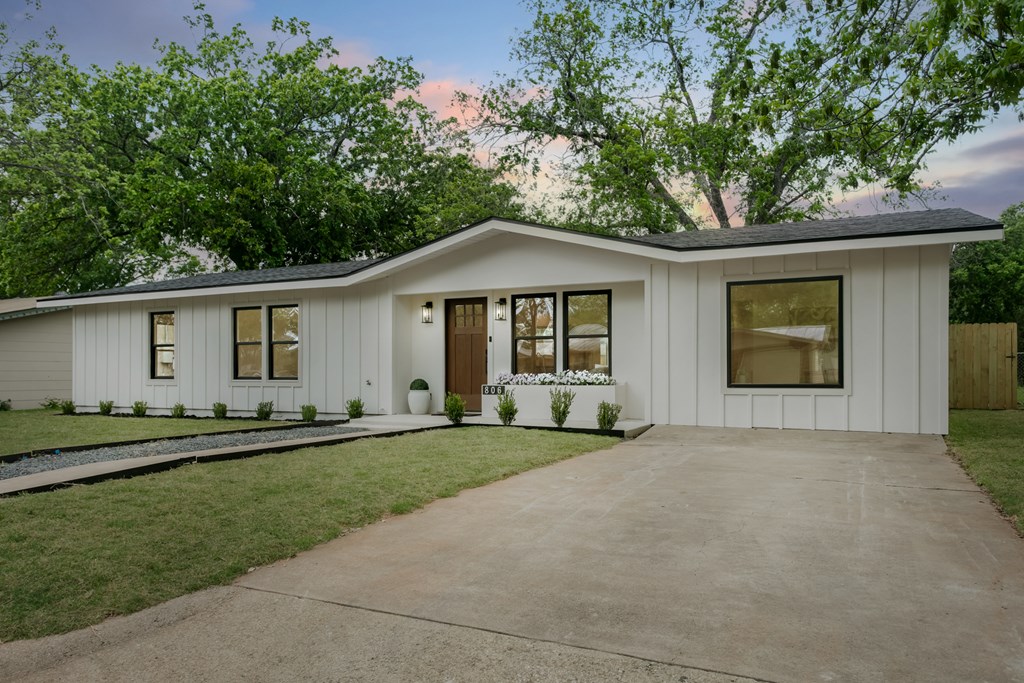 Residential in Fredericksburg 3