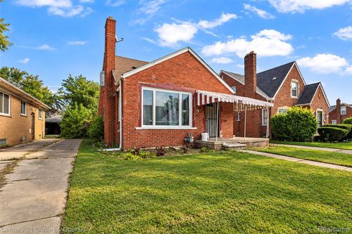 7412 Forrer Street, Detroit, MI, 48228 | Card Image