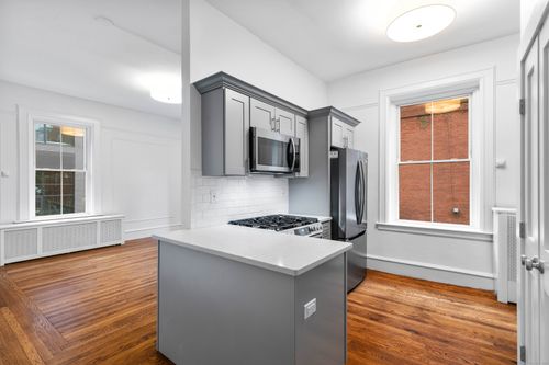apt-101-284 Orange St, New Haven, CT, 06510-1704 | Card Image