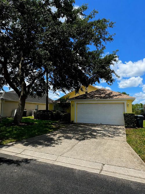 324 Casterton Cir, DAVENPORT, FL, 33897-3694 | Card Image
