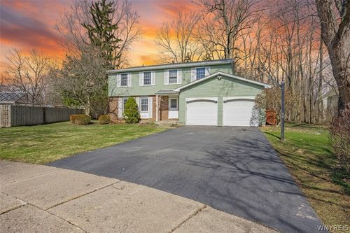 63 Sovereign Ct, Amherst, NY, 14068-1228 | Card Image