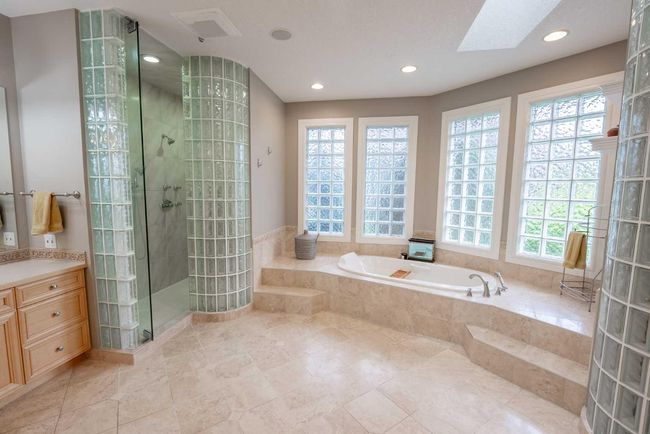 51 Country Lane Terr, House other with 5 bedrooms, 5 bathrooms and null parking in Calgary AB | Image 10