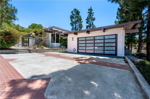 450 S Via Vista Rd, Anaheim, CA, 92808-1371 | Card Image