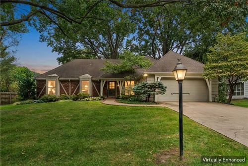 9312 Alhambra St, Prairie Village, KS, 66207-2717 | Card Image