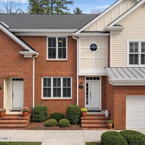 132 Ashton Hall Ln, Raleigh, NC, 27609-3995 | Card Image