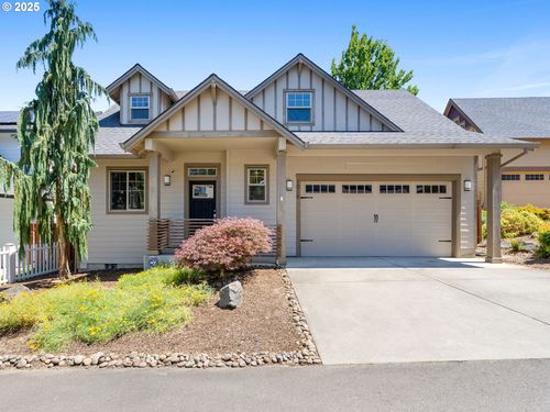 1018 Sw Halsey St, Troutdale, OR, 97060-1317 | Card Image