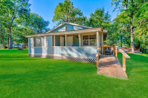 234 Lakeview Dr, Onalaska, TX, 77360-7440 | Card Image