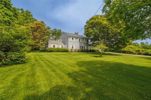 300 Albro Ln, Lawrence, NY, 11559-2823 | Card Image