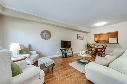 221-760 Woodhill Dr, Fergus, ON, N1M3W5 | Card Image