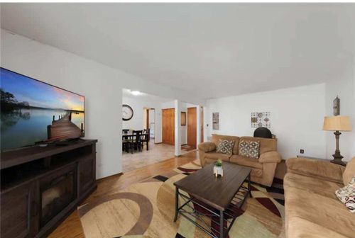 23-362 Elton Hills Dr Nw, Rochester, MN, 55901-2426 | Card Image