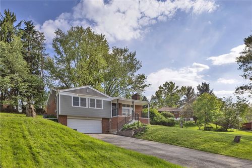 507 Edgehill Dr, Gibsonia, PA, 15044-9222 | Card Image