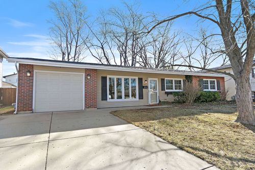 7407 Coventry Ln, Hanover Park, IL, 60133-2614 | Card Image