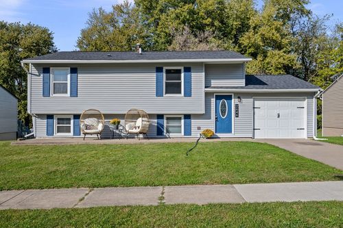 2646 W 56th St, Davenport, IA, 52806-2609 | Card Image