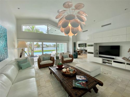 265 N Shore Dr, Miami Beach, FL, 33141-2425 | Card Image