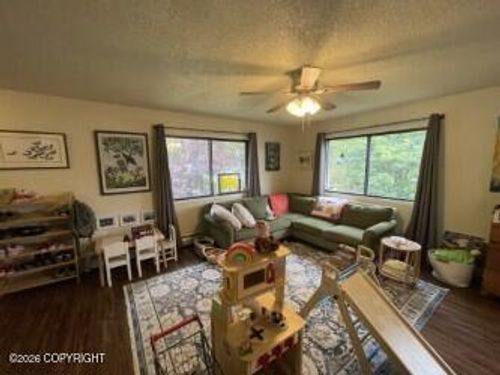 1-2844 W 42nd Avenue, Anchorage, AK, 99517 | Card Image